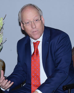 Bielefeld Belediye başkanı Pit Clausen.