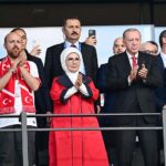 R.-Tayyip-Erdogan-ve-Esi-Emine_2024_AVRUPA_FUTBOL_SAMPIYONASI_HOLLANDA_TURKIYE